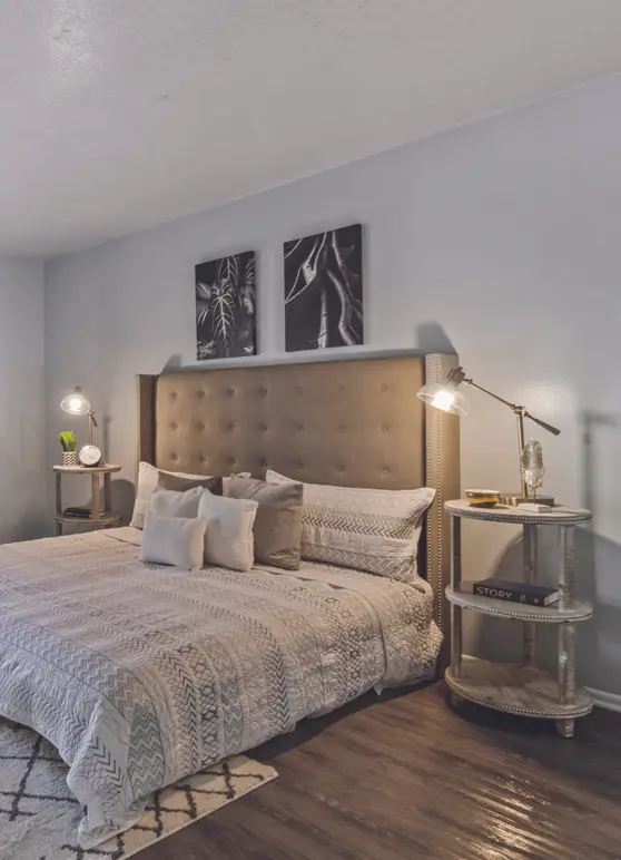 FQ-AmenitiesBedroom-558px